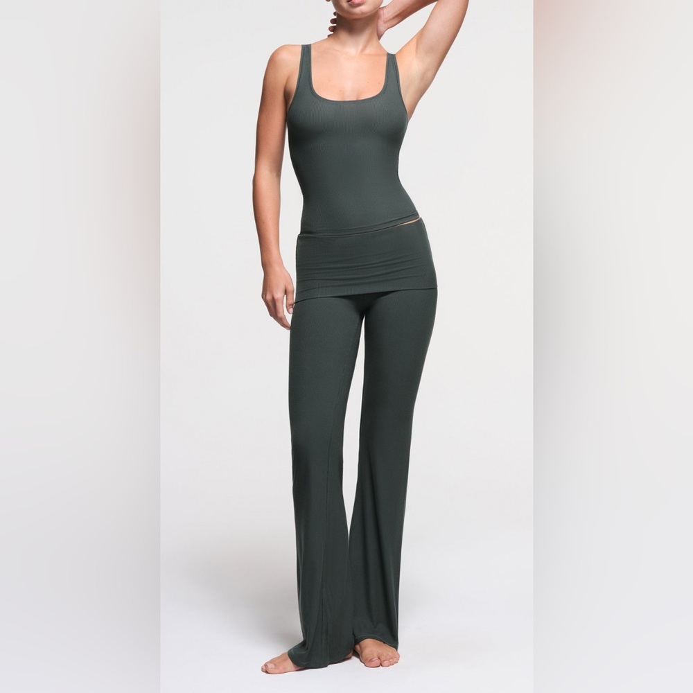 Skims ribbed tank and fold over pants set